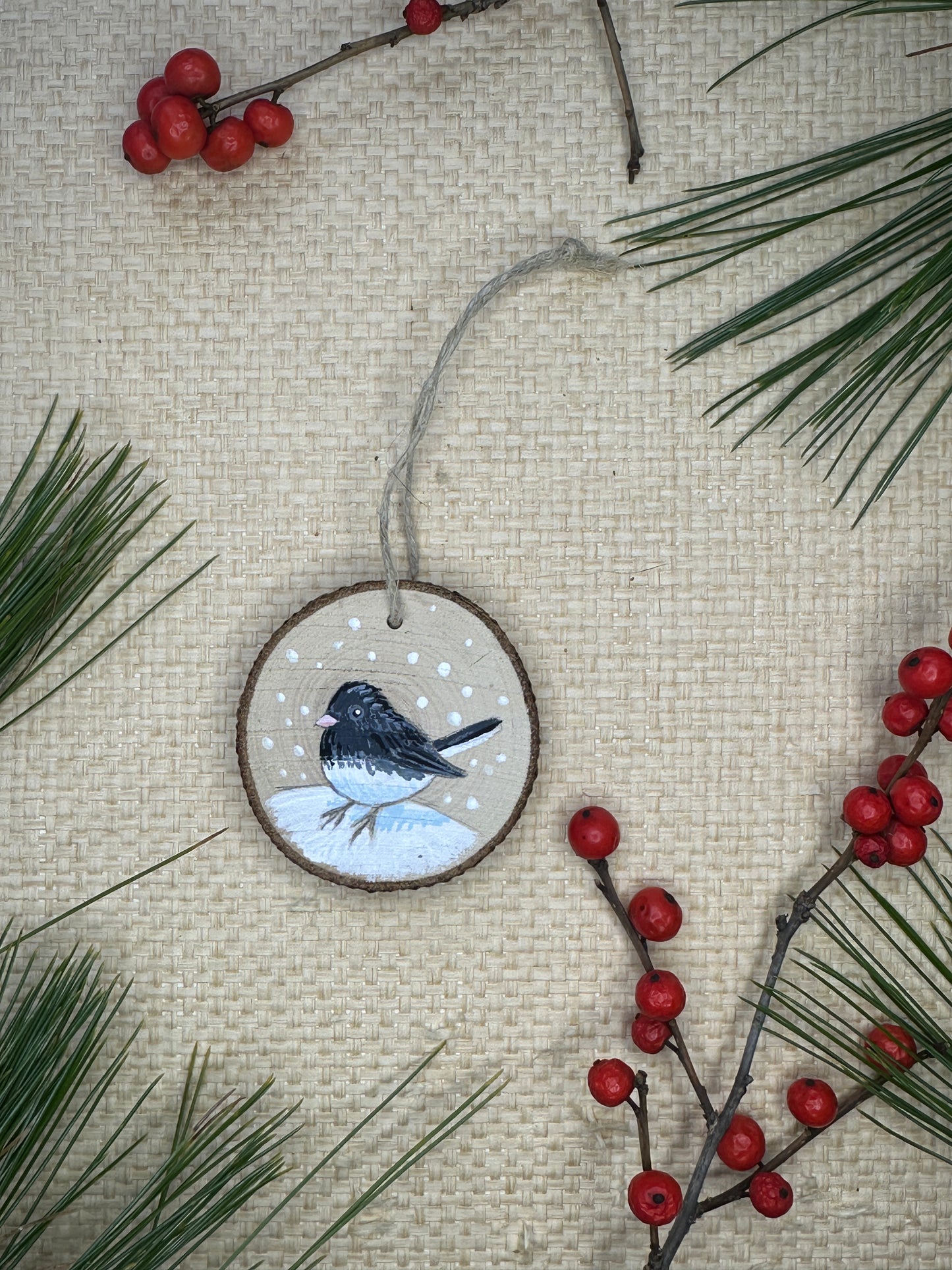 Hand-painted Wood Slice Ornament, Dark-eyed Junco